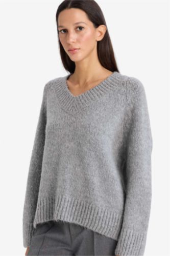 بلوز تريكو اوفر سايز بياخة V