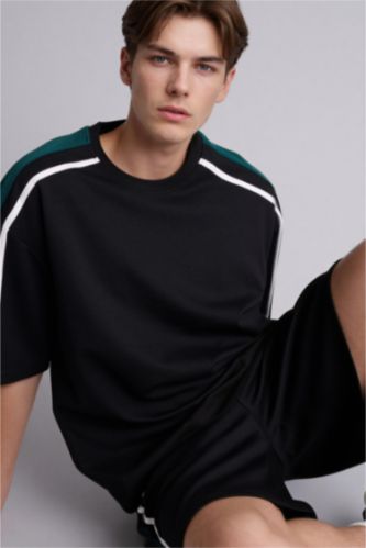 Erkek Siyah Loose Fıt Kısa Kollu Tişört