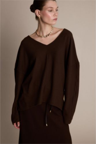 Relax Fit V-Neck Ribbed Sweatshirt