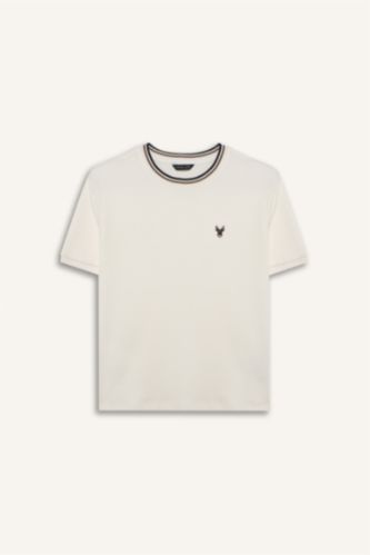 أولاد بيج فاتح تيشيرت نص ردن فلورال قصة عادية بياخة مستديرة