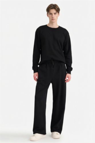 Straight Leg Elastic Waist Sports Pants