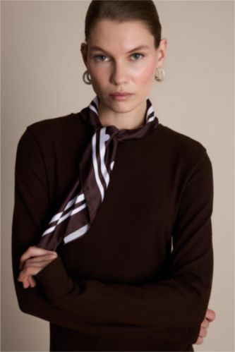 Kadın Puantiyeli Saten Fular