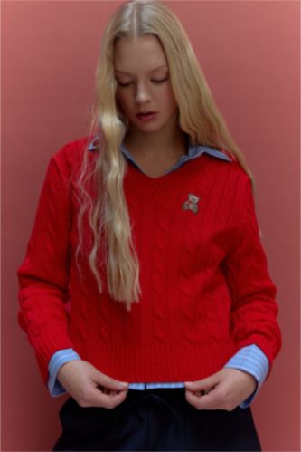 Свитер с V-образным вырезом Slim Fit