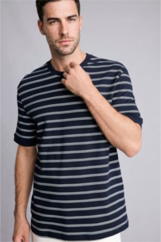 Men NAVY Regular Fit Short Sleeve T-Shirt