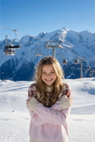 بلوز تريكو بناتي قصة عادية بياخة مستديرة