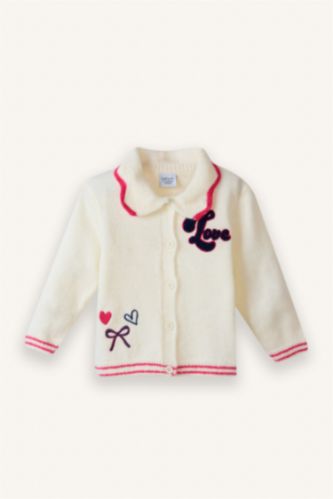 Kız Bebek Nakışlı Büyük Yaka Hırka