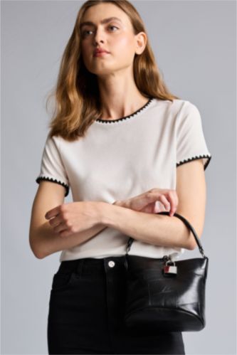 WOMAN Black Hand Bag