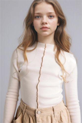 Kız Çocuk - Genç Kız Ekru Yarım Balıkçı Yaka Ribana Tişört Kız Çocuk