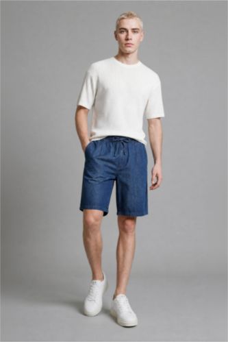 رجال أزرق غامق Soft Textured Baggy Fit Denim Bermuda Shorts