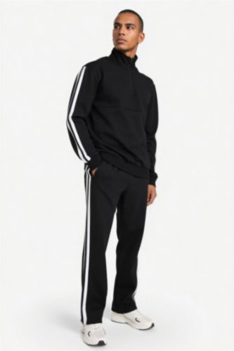 Standard Fit Jogger