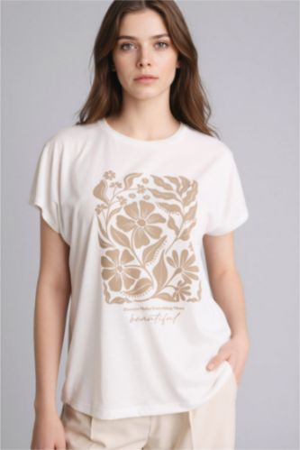 Bisiklet Yaka Çiçekli Kısa Kollu Tişört