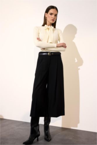 بنطرون كروب فيت بخصر عالي