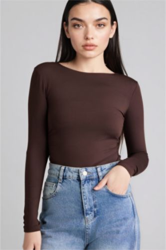 Woman Brown تيشيرت ردن طويل سليم فيت وياخة مستديرة