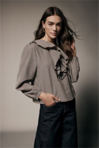 Woman Light Brown بلوزة كاروهات ردن طويل قصة عادية وياخة V