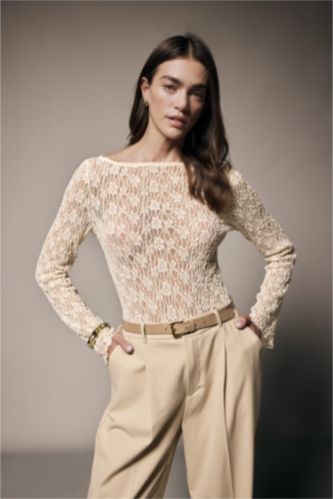 Kadın Ekru Fıtted Kayık Yaka Dantel Uzun Kollu Bluz