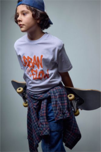 Erkek Çocuk - Genç Erkek Beyaz Regular Fıt Baskılı Tişört Erkek Çocuk