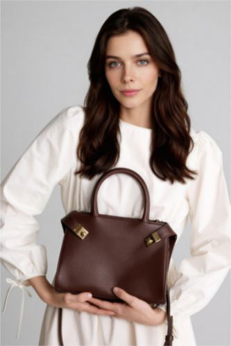 Kadın Koyu Kahve El Çantası