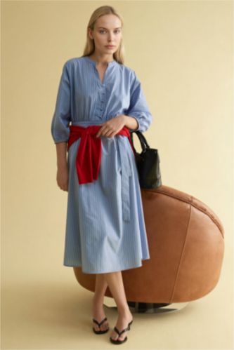 FEMME BLEU Clair Robe midi rayée en popeline