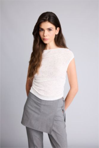 Женщины Кремовый Футболка кашкорсе Fitted в рубчик с вырезом лодочка