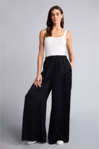 Әйелдерге қара Атлас шалбар