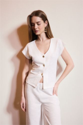 Kadın Ekru V Yaka Kısa Kollu Tişört