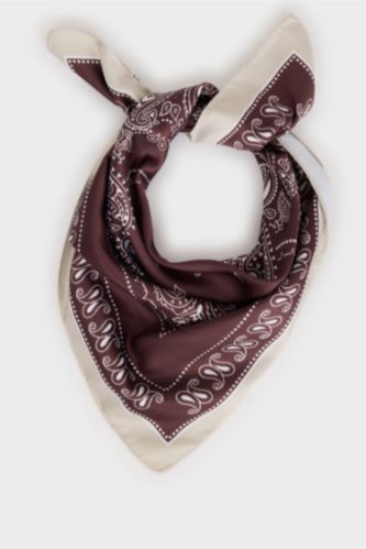 Woman Dark Brown Woman Paisley Patterned Shawl