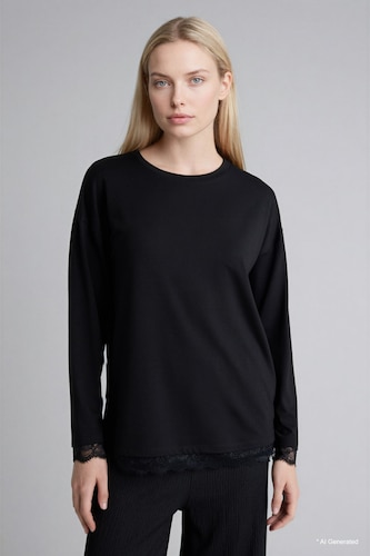 Women Black Relax Fit Crew Neck Long Sleeve T-Shirt
