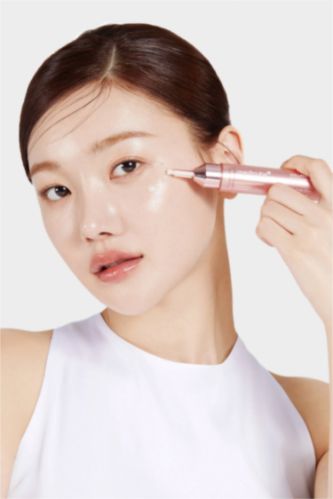 Medicube COLLAGEN GLOW BOOSTER  Parlatıcı ve Elastikiyet Kaybı Karşıtı PDRN & %1 Süt Proteinli Serum 15ml