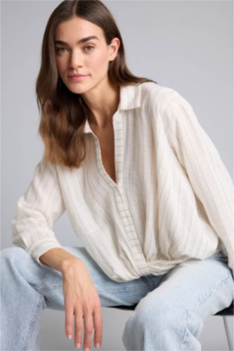 Kadın Açık Mavi Çizgili Simli Kumaş Gömlek