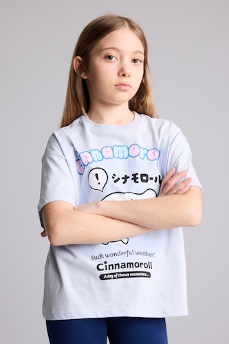 Girls & Teens Light Blue Girl Relax Fit Hello Kitty Licensed Short Sleeve T-Shirt