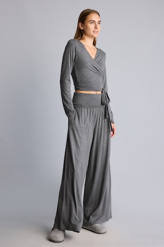 Women Grey Melange Regular Fit Fall in Love