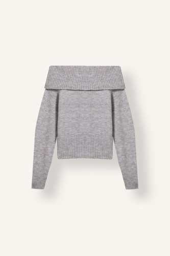 Slim Fit Off-Shoulder Pullover