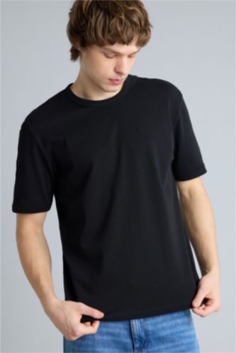 Erkek Siyah Regular Fıt Kısa Kollu Tişört