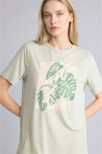 Woman Mint Regular Fit Short Sleeve T-Shirt