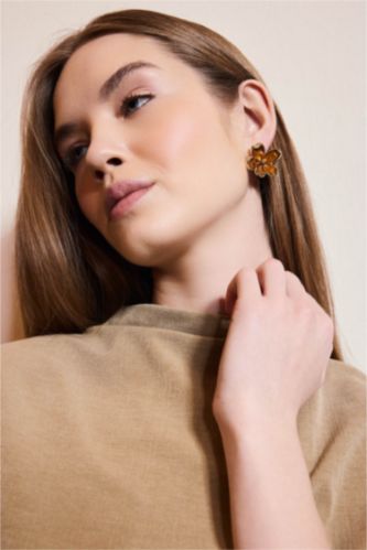 Kadın Kahve Kadın Çiçekli Küpe