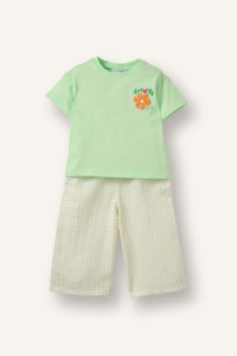 Kız Bebek Açık Yeşil Çiçekli Tişört Kareli Pantolon 2'li Takım Kız Bebek
