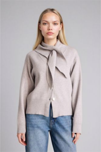 Woman Grey Regular Fit Knitwear Cardigan