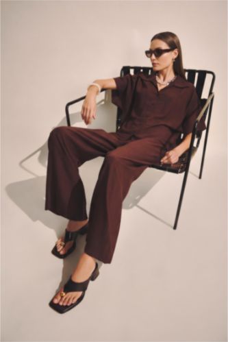 Women Brown Crinkle Fabric Trousers