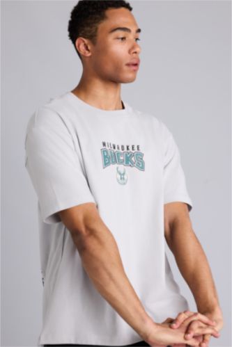 Erkek Açık Gri Overshirt NBA Fit Tişört