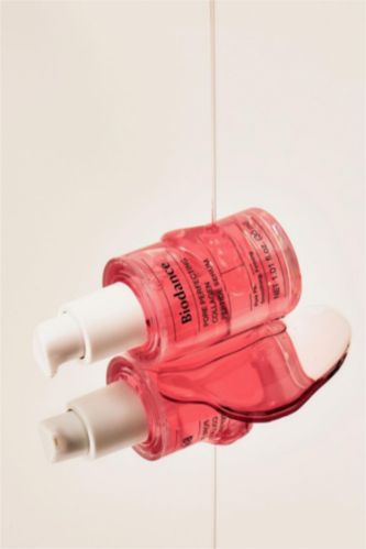 Woman Pink Biodance Pore Perfecting Collagen Peptide Serum 30 ml