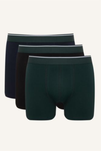 Man Black Regular Fit 3 piece