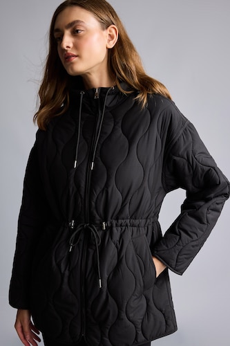 Kadın Siyah Regular Fit Su İtici Kapitone Mont