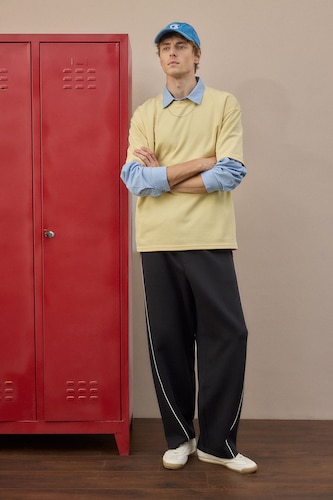 MAN Black Balloon Fit Trousers