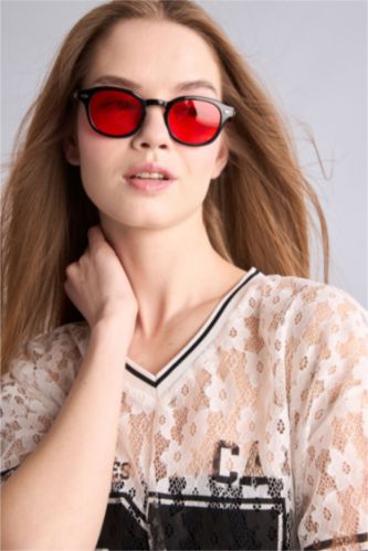 Women Red Sunglasses