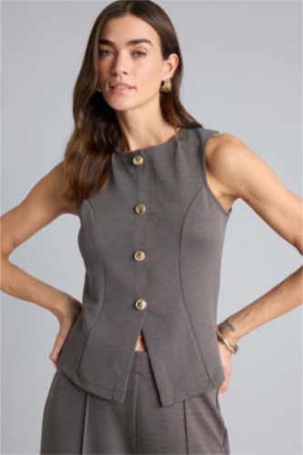 Kadın Koyu Gri Slım Fıt Düğmeli Kolsuz Bluz