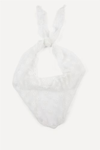 Kadın Beyaz Çiçek Desenli Bandana