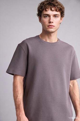 رجال رمادي داكن Comfort Fit Short Sleeve T-Shirt
