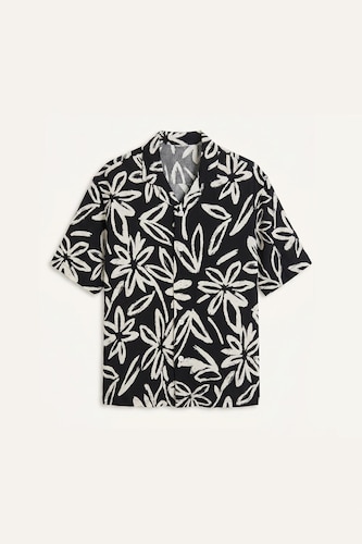 Boxy Fit Ultra-Soft Viscose Black Short Sleeve Printed Shirt