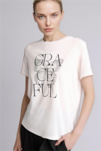 Kadın Ekru Regular Fıt Baskılı Kısa Kollu Tişört