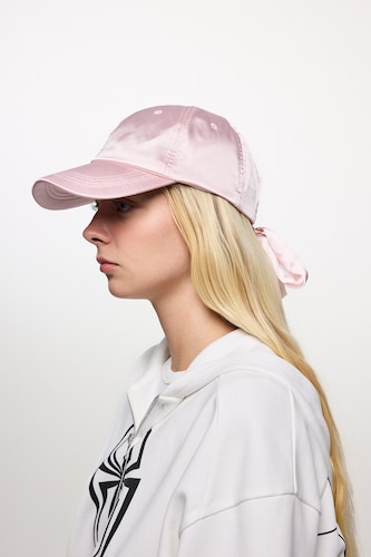 Woman Bow Detail Satin Cap